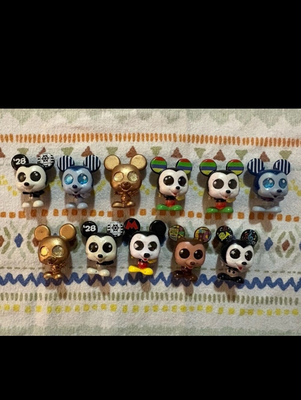Disney Doorables Mini Figurines Lot of 11 Assorted Designs